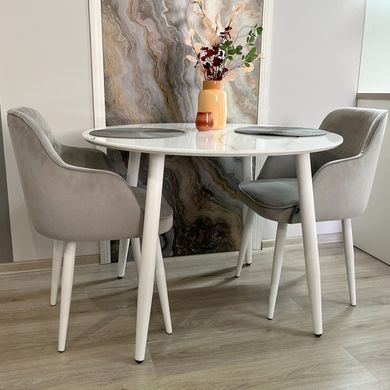 Обідній комплект стіл Oliver Білий 900x900 + 2 крісла Luna cірих на білих ніжках
