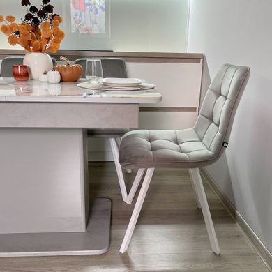 Обідній комплект стіл Бостон Т 1100-1450 х700 Бетон світлий + 4 стільця сірих на білих ніжках